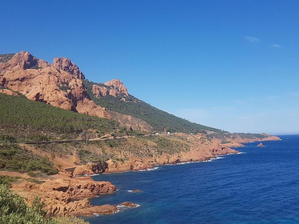 Village Cap Esterel, Piscine, Plage Saint-Raphaël Eksteriør billede