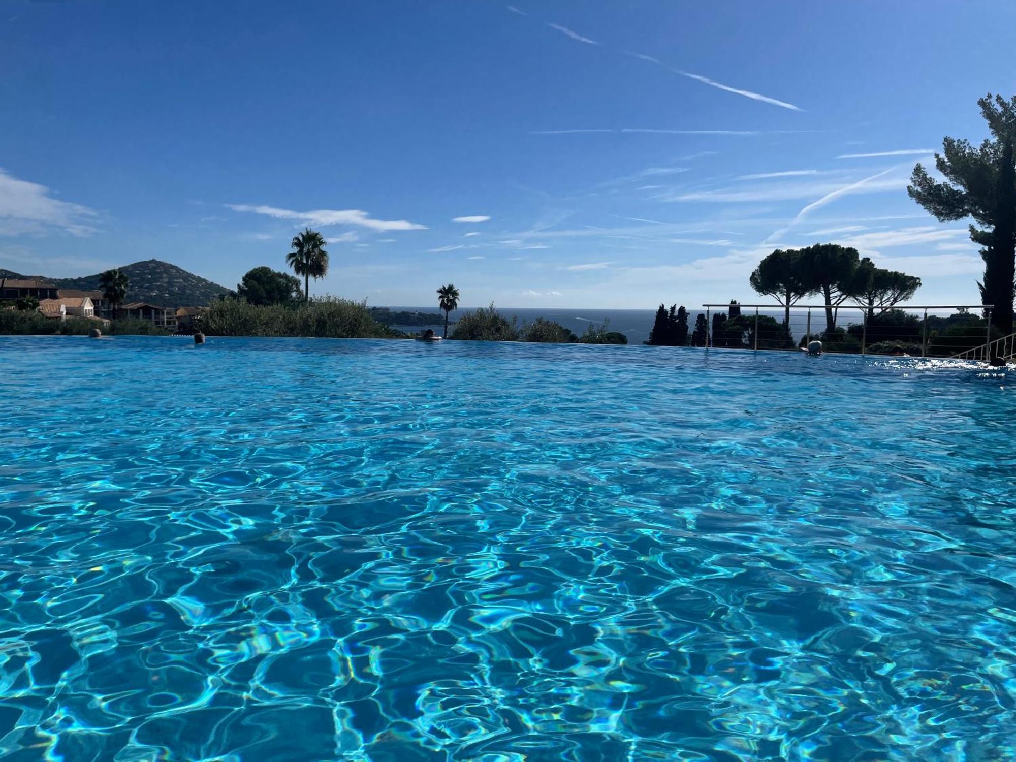 Village Cap Esterel, Piscine, Plage Saint-Raphaël Eksteriør billede